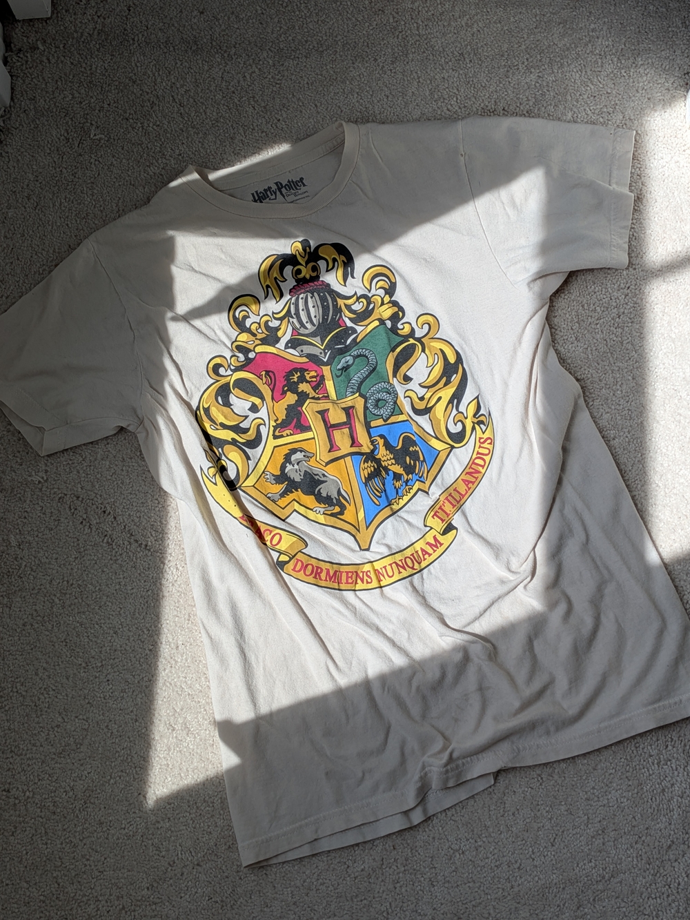 Warner Bros. Hogwarts Crest Graphic Tee - Cream